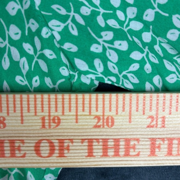 Draper James RSVP Green V-Neck Belted Floral Sundress Sz Med - Picture 8 of 10